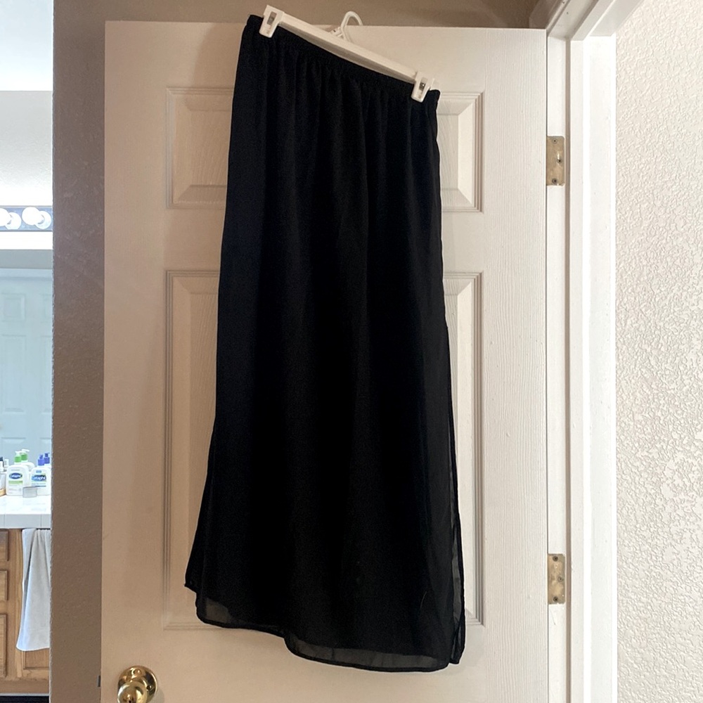 Black skirt